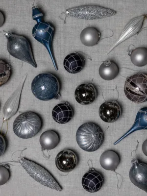 Winter Wonderland 15-Piece Glass Ornament Set (Blue and Gray)